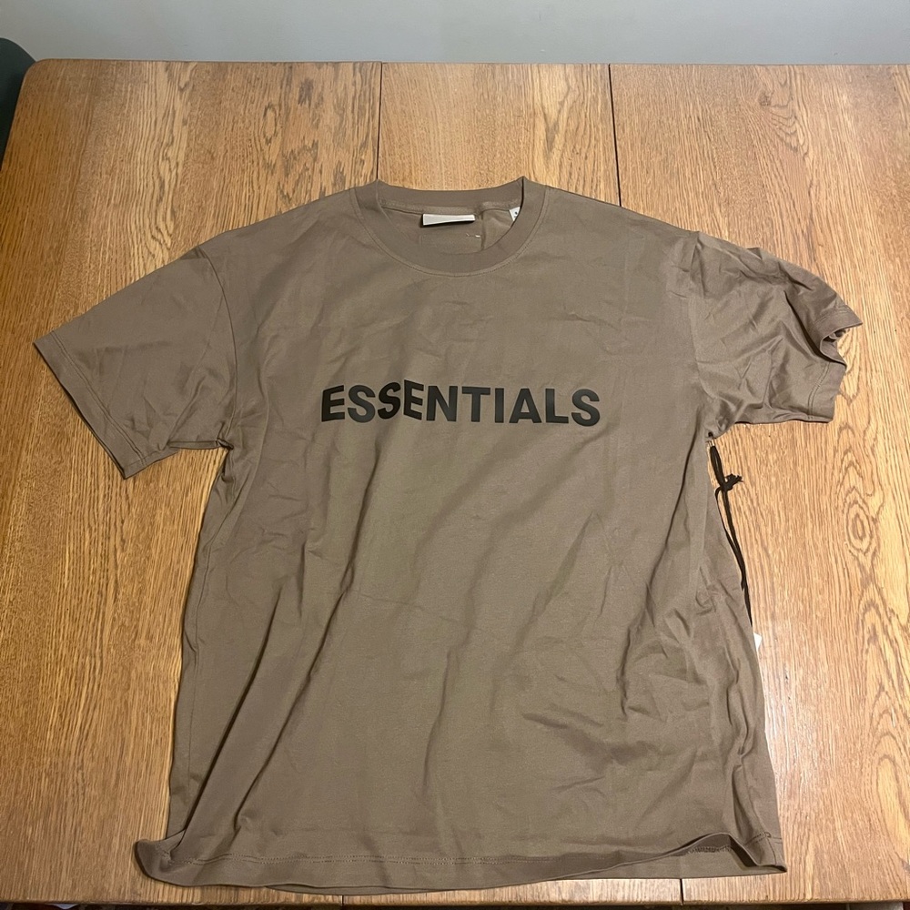Essentials Shirt Brown